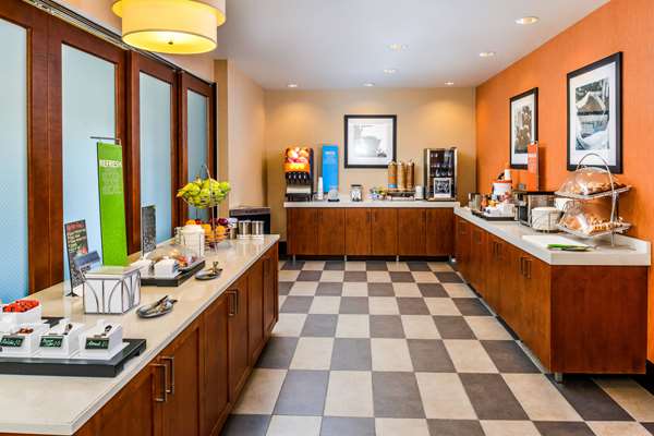 Amenities - Hampton Inn & Suites North Boulder