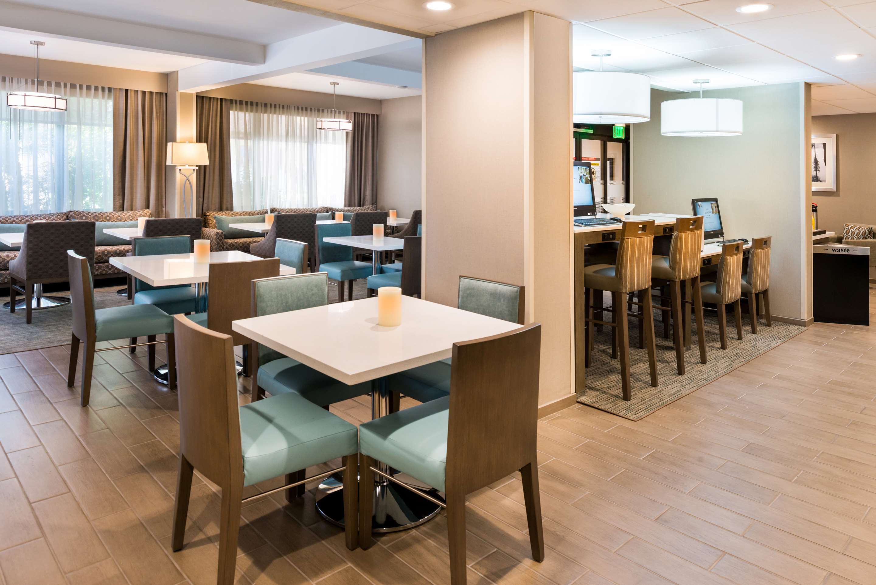 Restaurant | Hampton Inn Los AngelesWest Covina