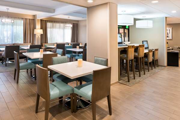 Restaurant - Hampton Inn West Covina - I-10, Exit 37B