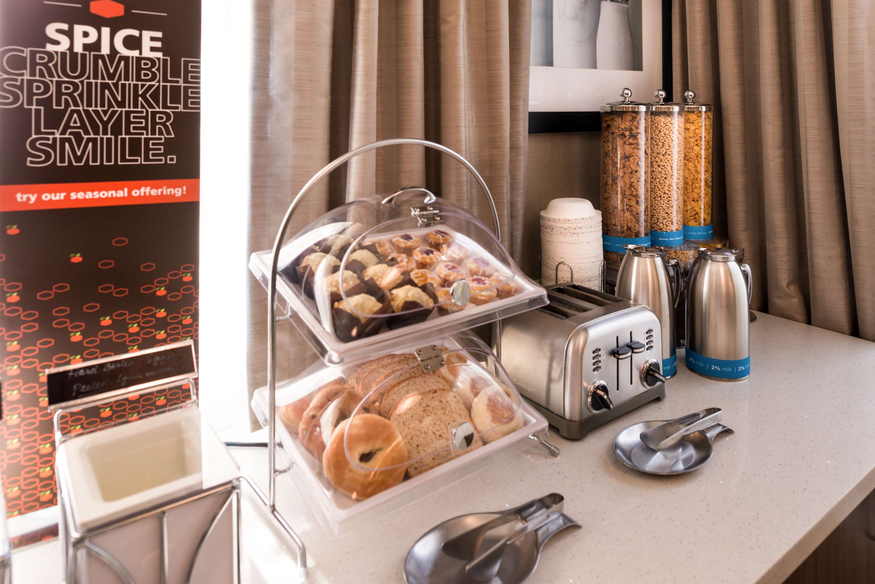 Restaurant | Hampton Inn Los AngelesWest Covina
