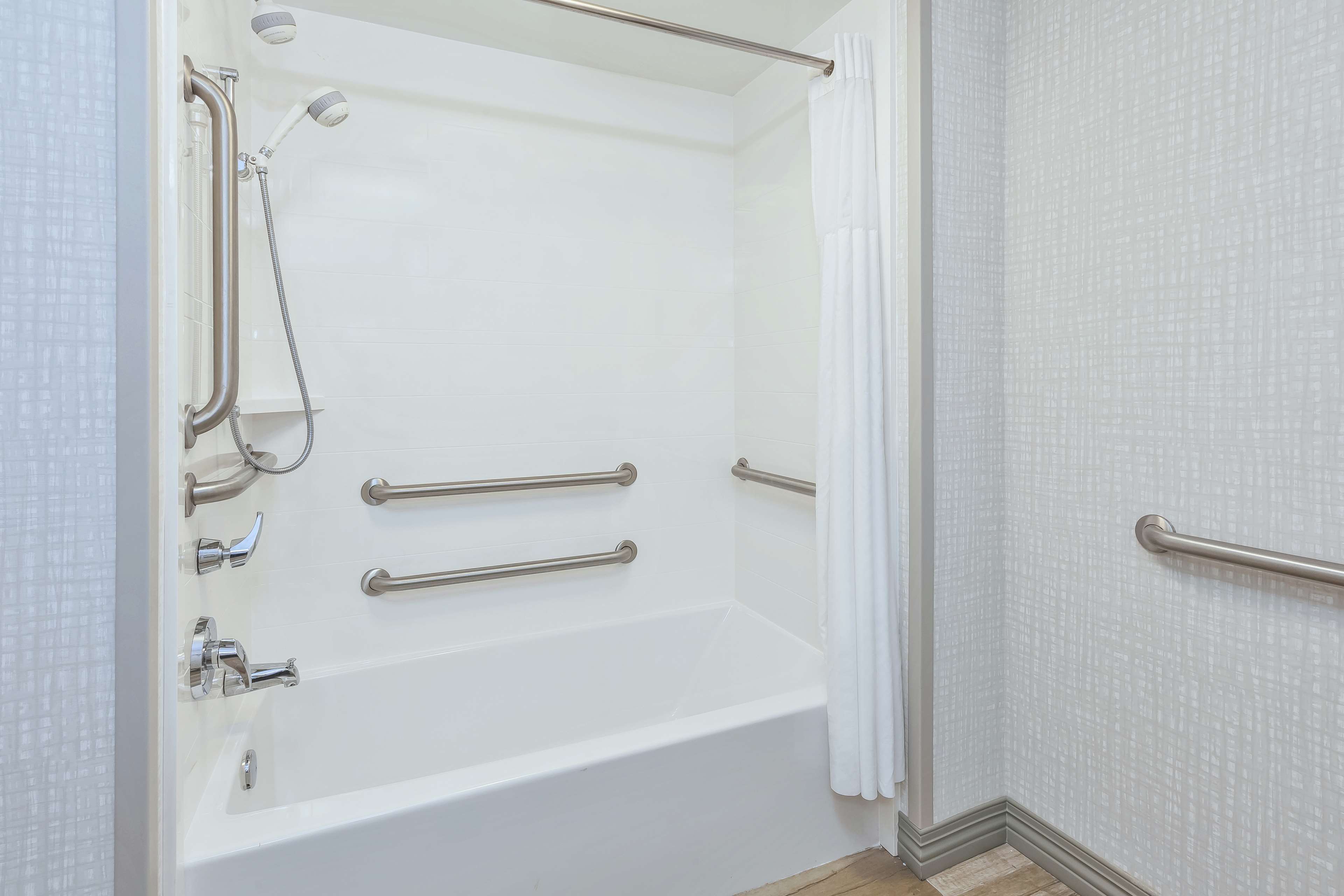 Hampton Inn & Suites Wells Ogunquit Room Type - 1K MOB/HEA ACC TUB SFBD NS