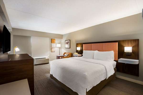  - Hampton Inn Willow Grove