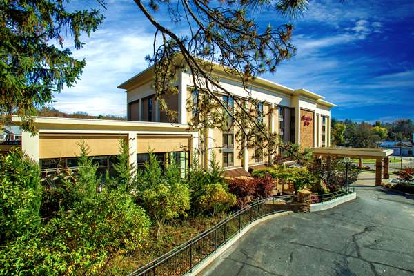 Exterior view - Hampton Inn Wheeling - I-70, Exit 2A