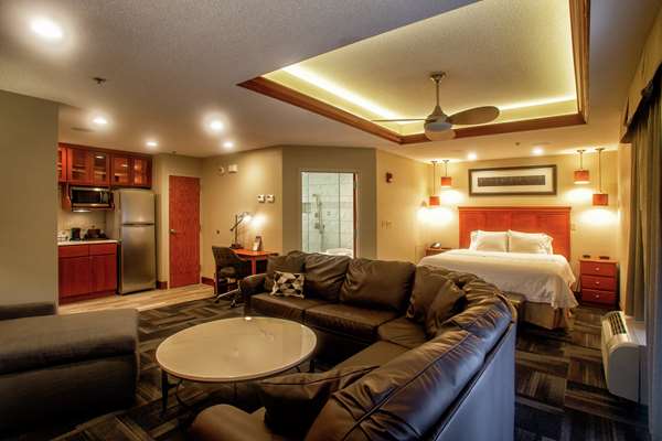  - Hampton Inn Wheeling - I-70, Exit 2A