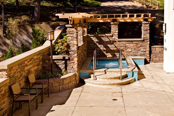 Pool - Hampton Inn Wheeling - I-70, Exit 2A