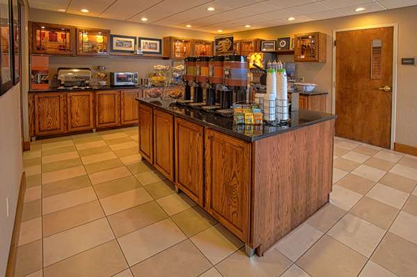 Restaurant - Hampton Inn Wheeling - I-70, Exit 2A