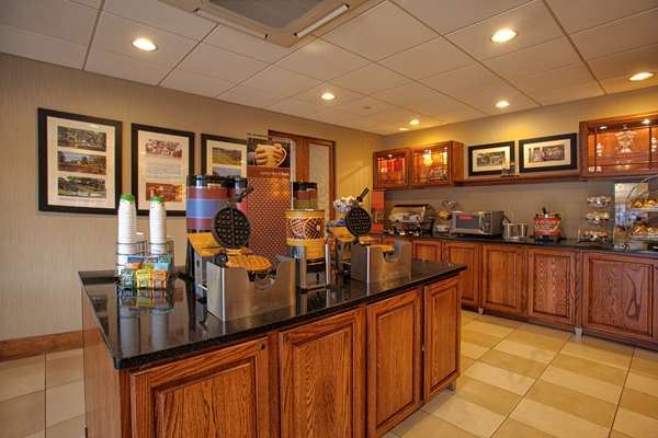 Restaurant - Hampton Inn Wheeling - I-70, Exit 2A