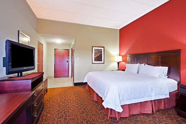  - Hampton Inn Hurricane - I-64, Exit 39