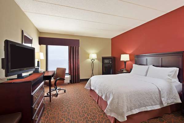  - Hampton Inn Hurricane - I-64, Exit 39