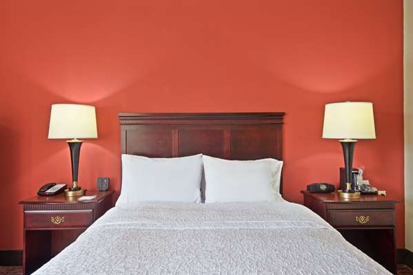  - Hampton Inn Hurricane - I-64, Exit 39