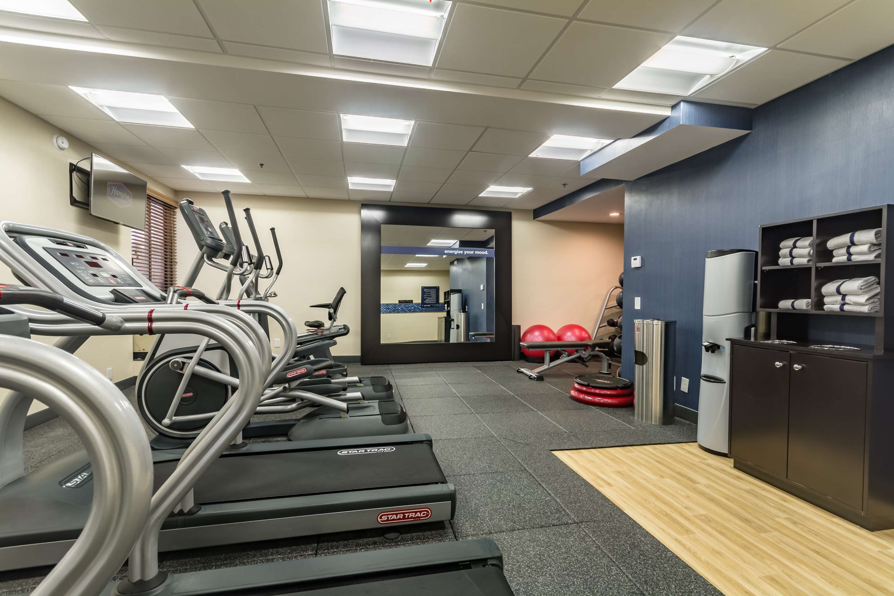 Health club fitness center gym | Hampton Inn Winchester-University/Mall Area