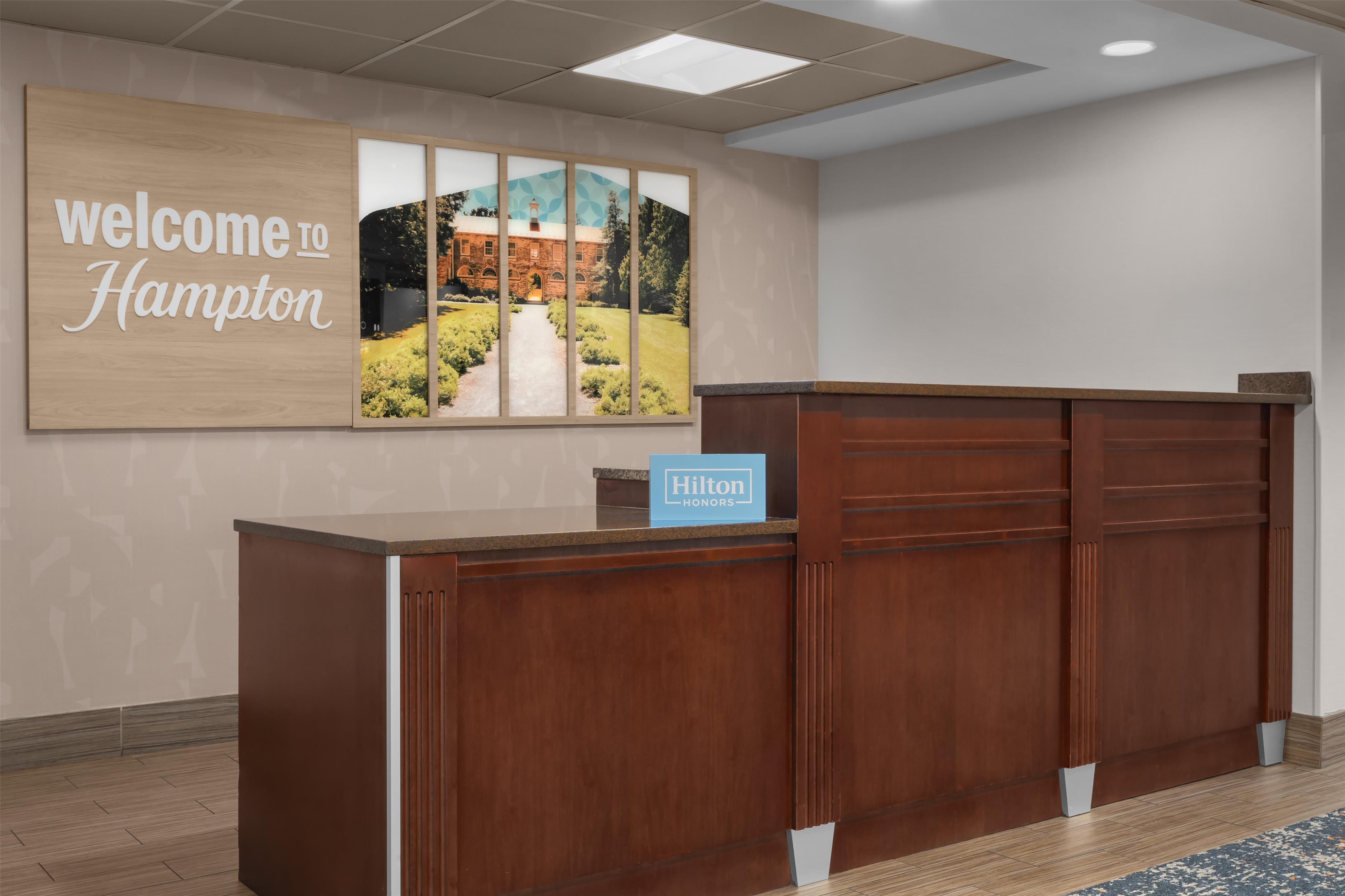 Reception | Hampton Inn Winchester-University/Mall Area