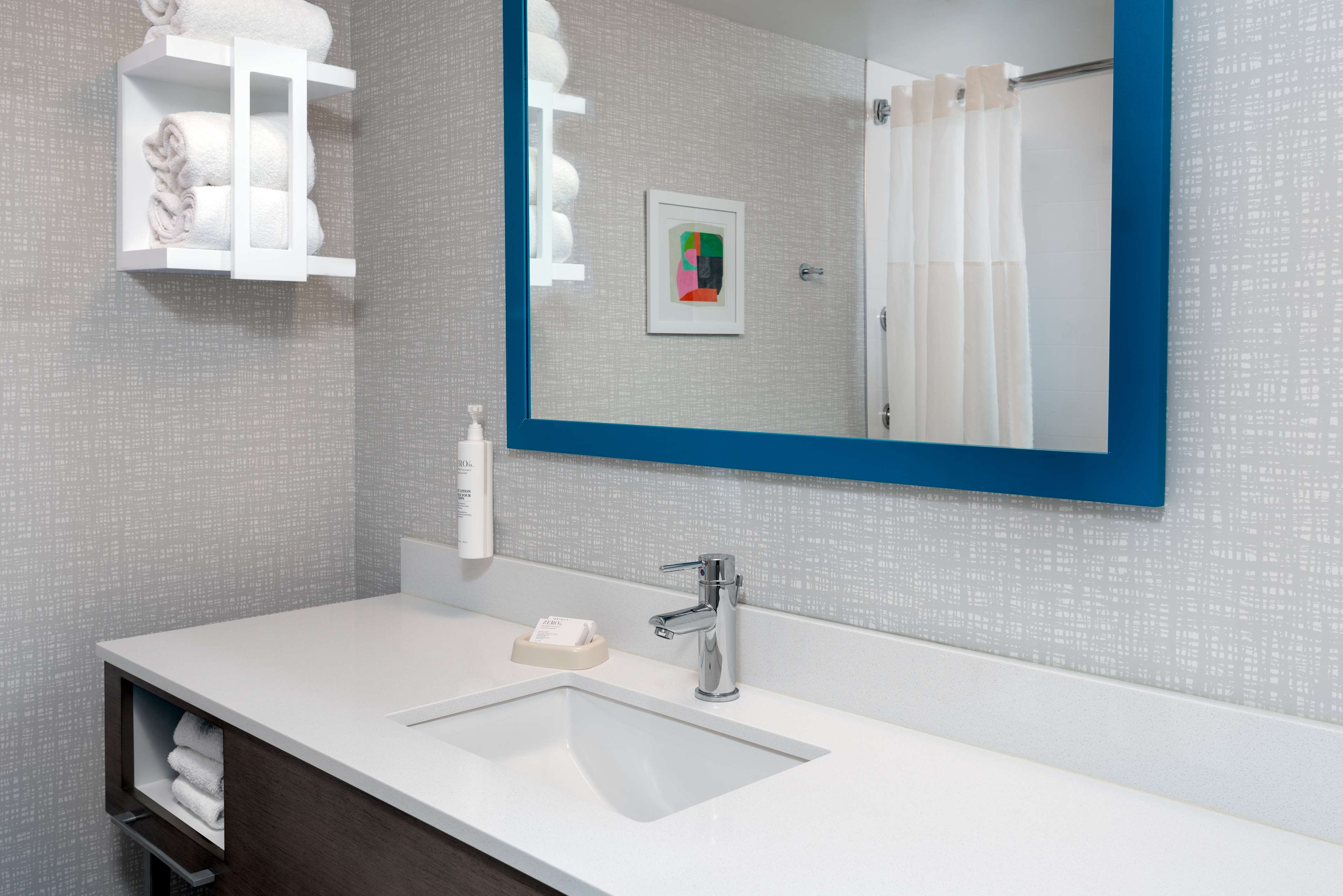 Hampton Inn by Hilton Hartford/Airport Room Type - 2 DOUBLE BEDS NONSMOKING
