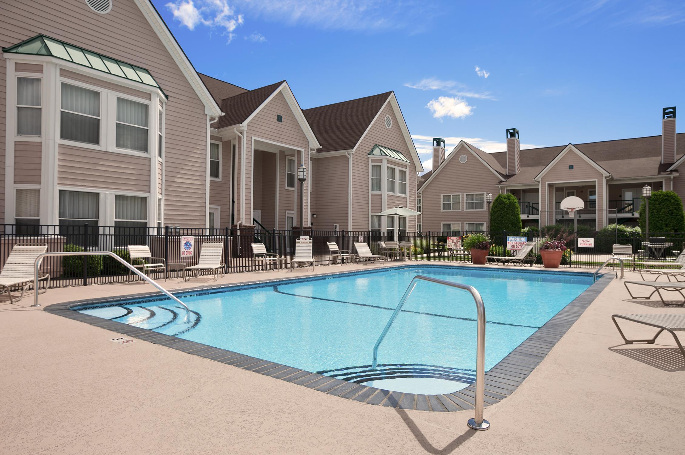 Pool | Homewood Suites by Hilton Windsor Locks Hartford