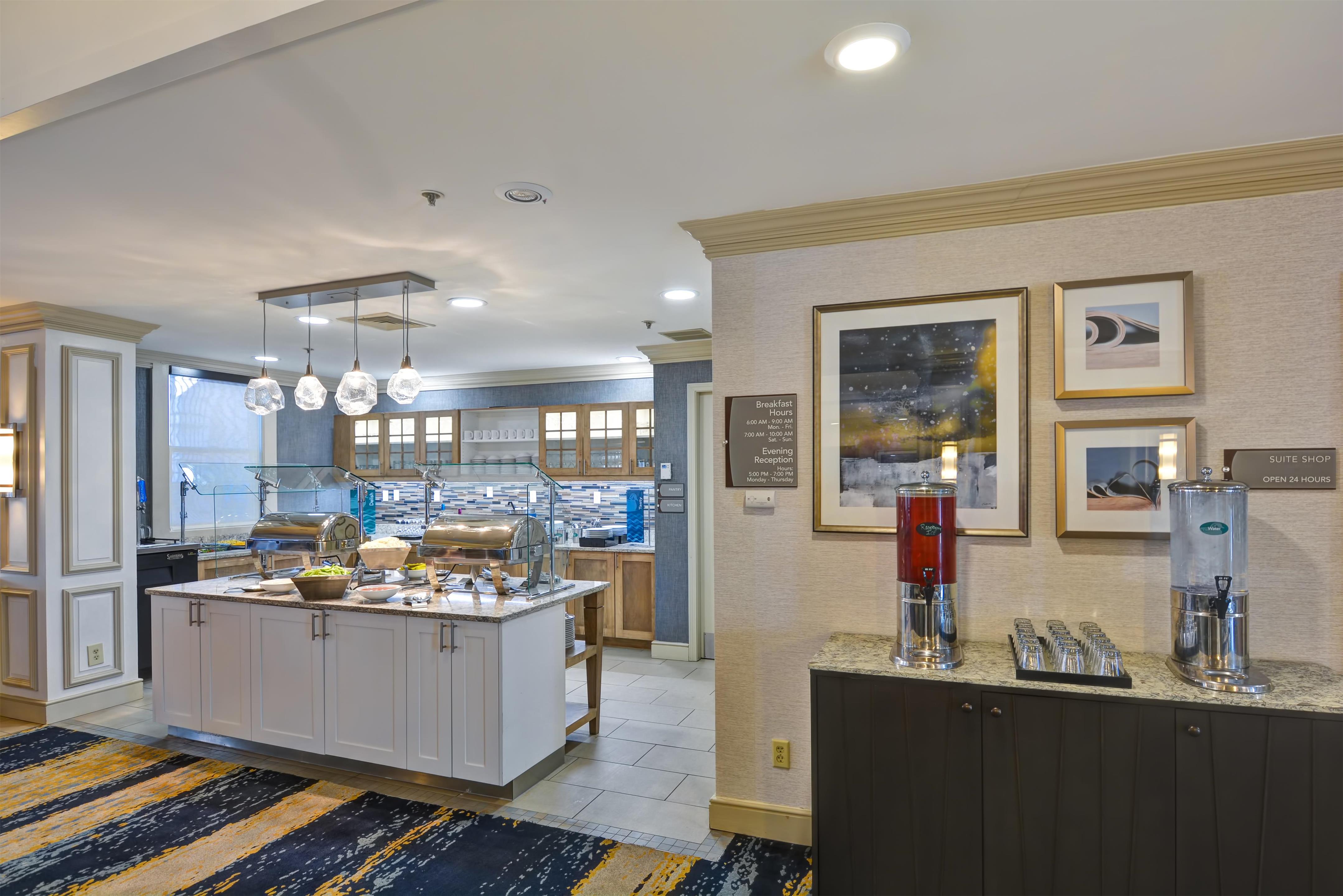 Restaurant | Homewood Suites by Hilton Windsor Locks Hartford