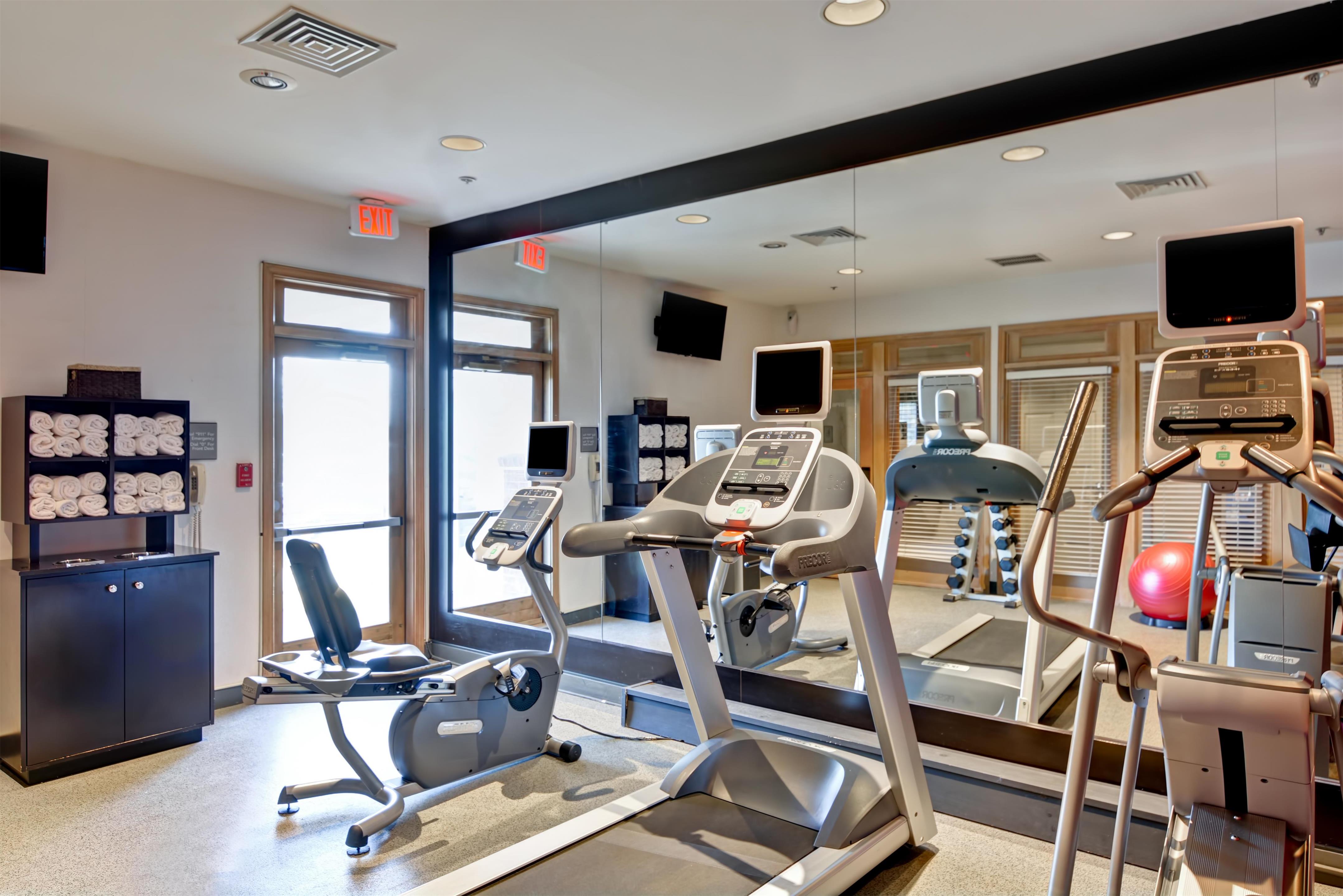 Health club fitness center gym | Homewood Suites by Hilton Windsor Locks Hartford