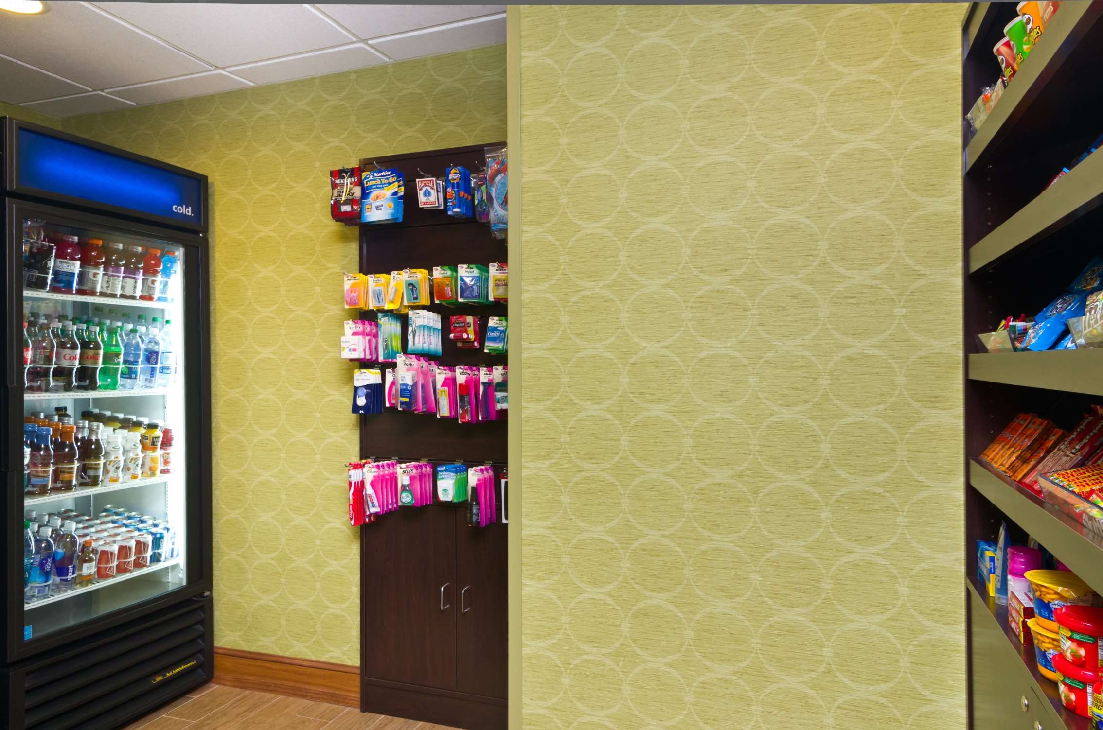 Restaurant | Hampton Inn Wooster
