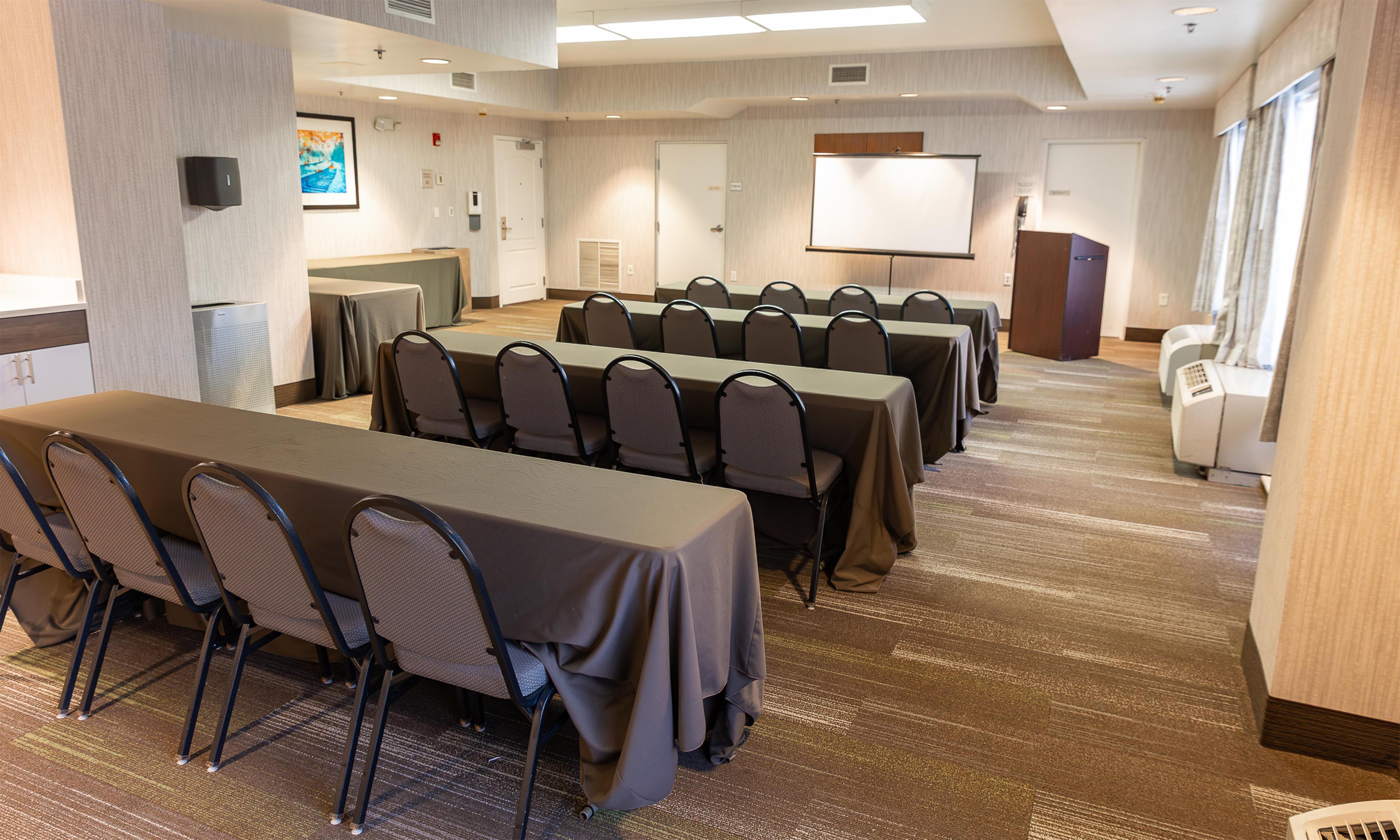 Meeting Room | Hampton Inn Williamsport-Downtown