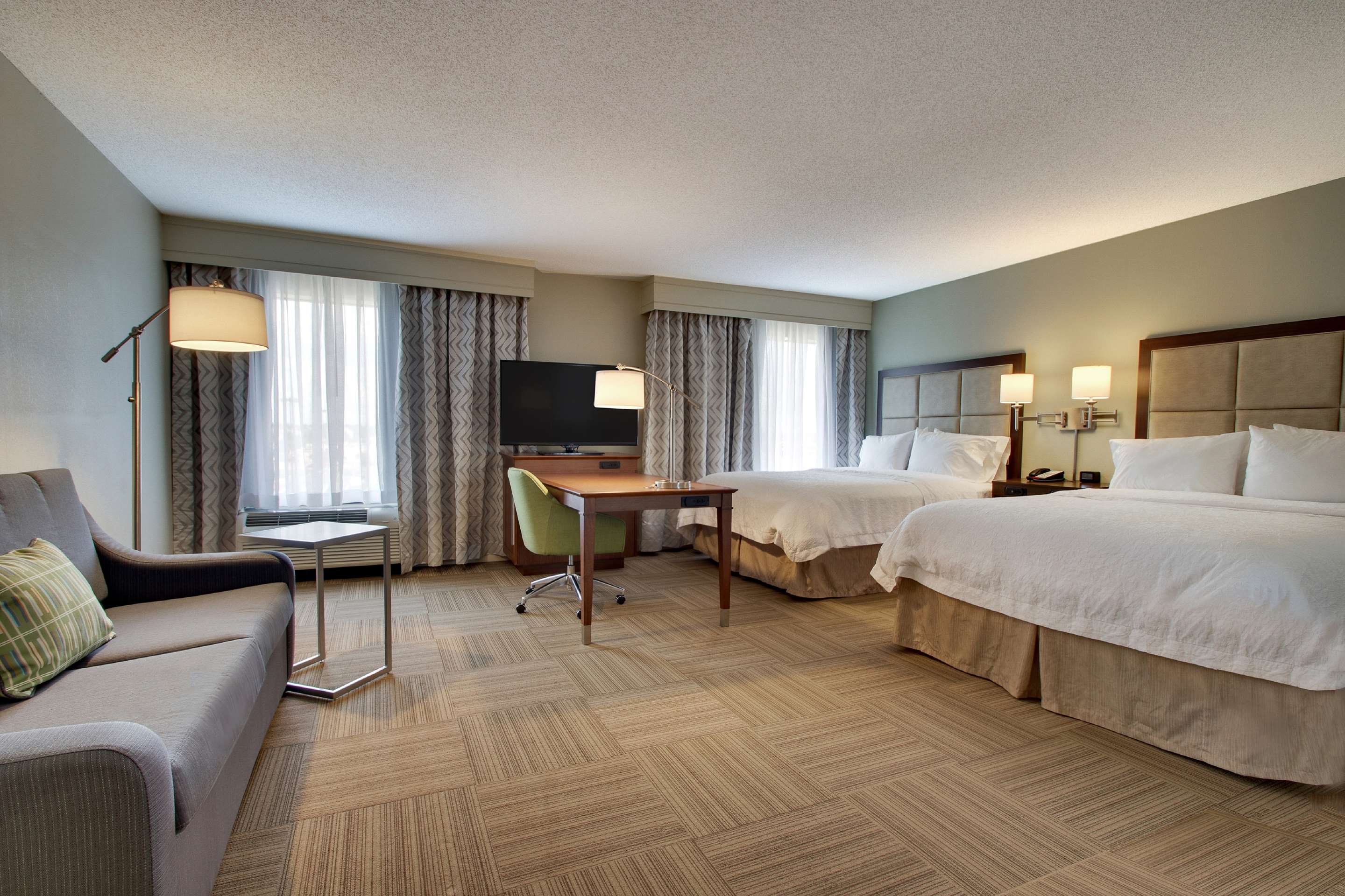 Guest room