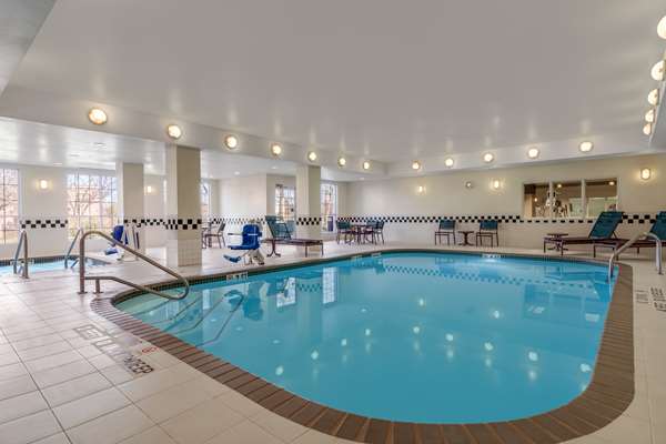Pool - Homewood Suites by Hilton Warwick
