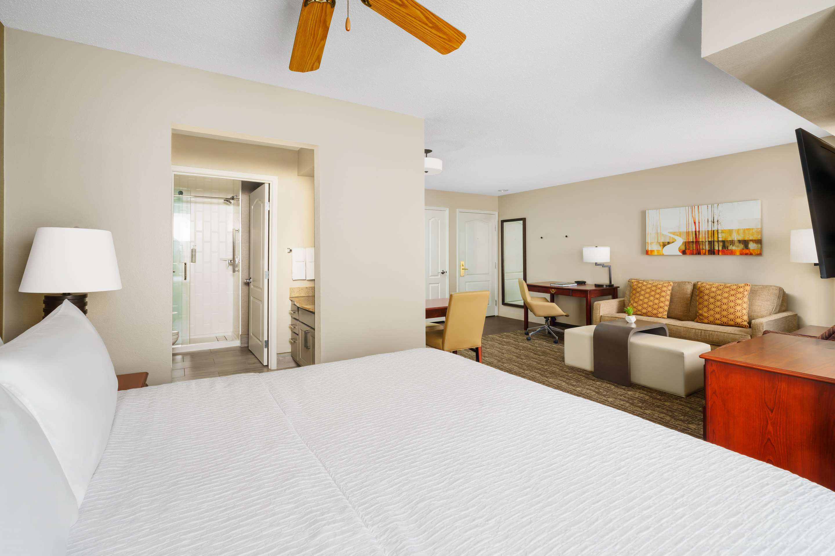 Guest room