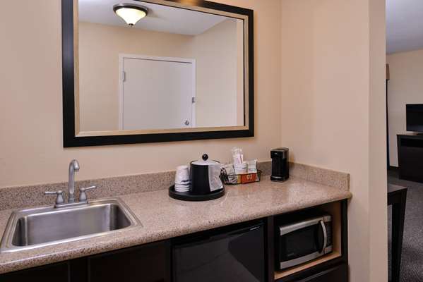  - Hampton Inn & Suites Woodward
