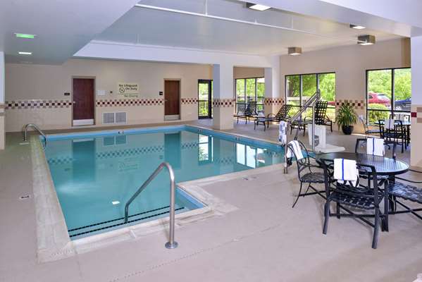 Pool - Hampton Inn Fishersville - I-64, Exit 91