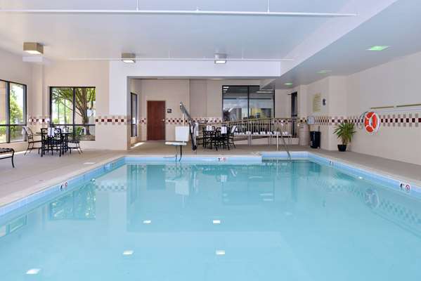 Pool - Hampton Inn Fishersville - I-64, Exit 91
