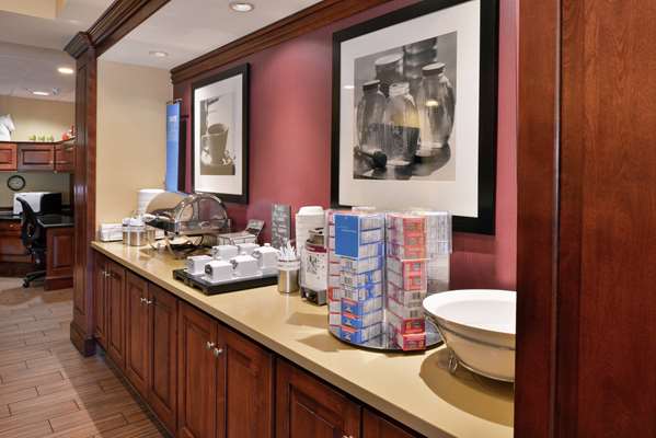 Restaurant - Hampton Inn Fishersville - I-64, Exit 91