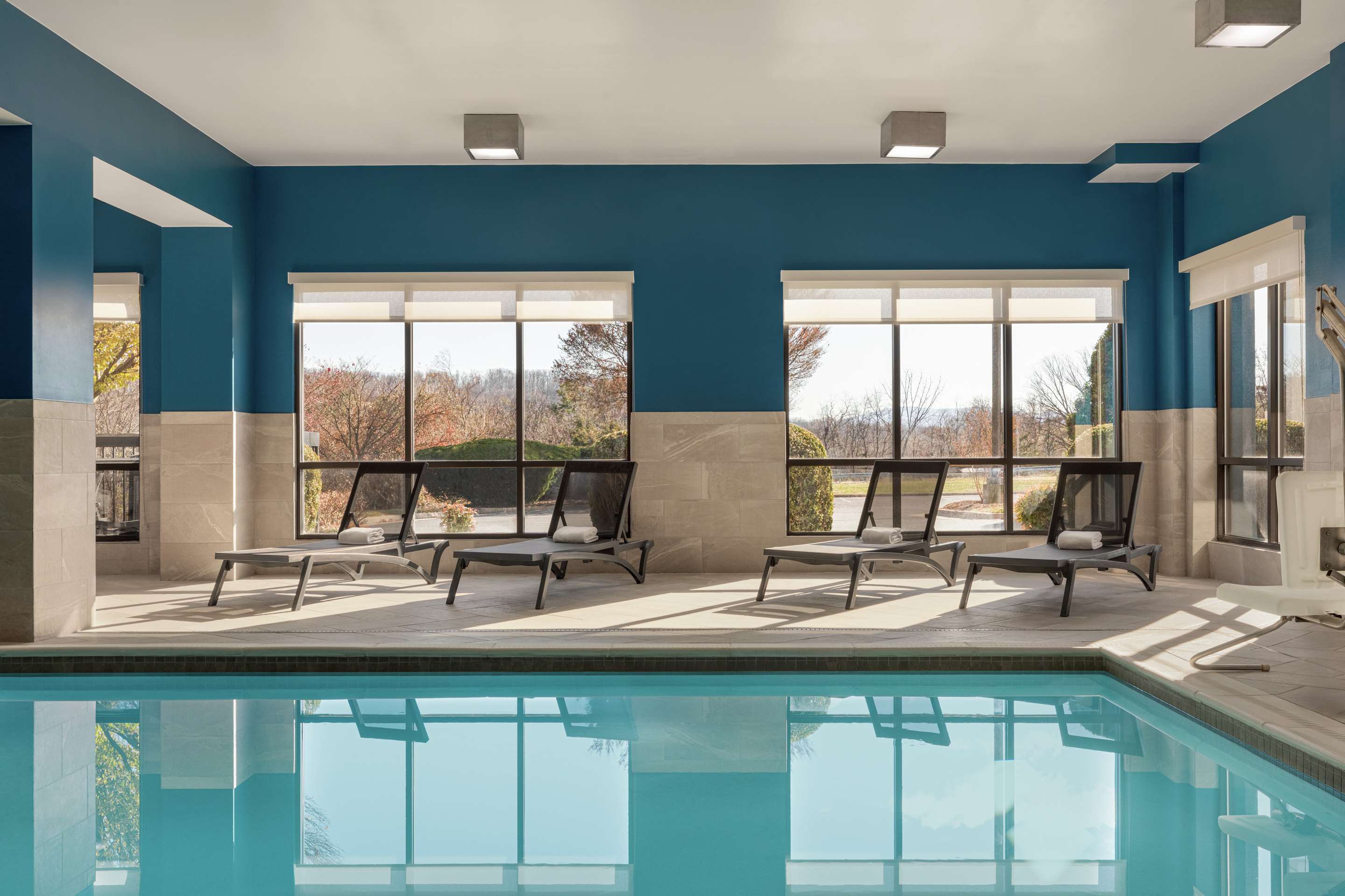 Pool | Hampton Inn Waynesboro/Stuarts Draft