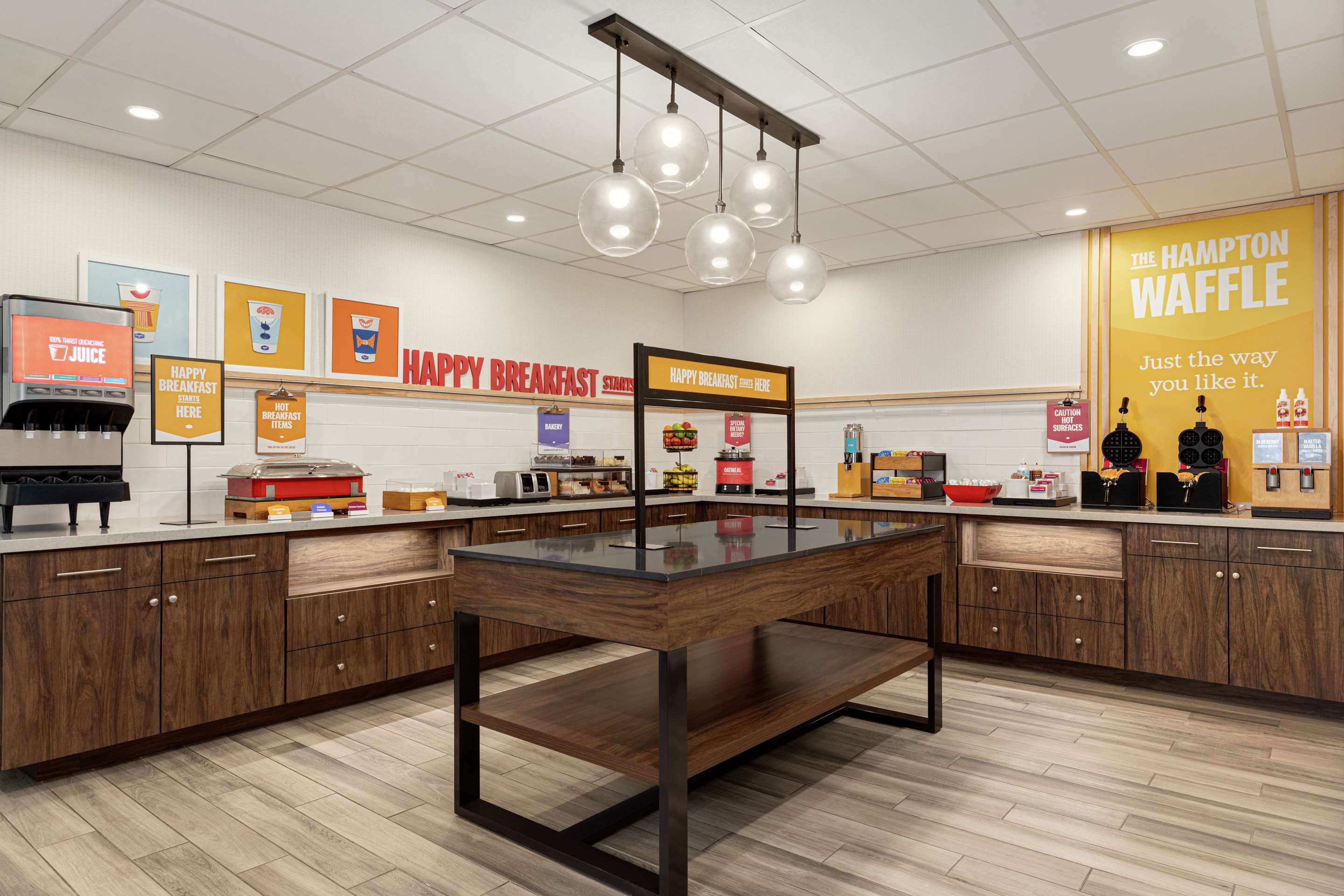 Breakfast Area | Hampton Inn Waynesboro/Stuarts Draft