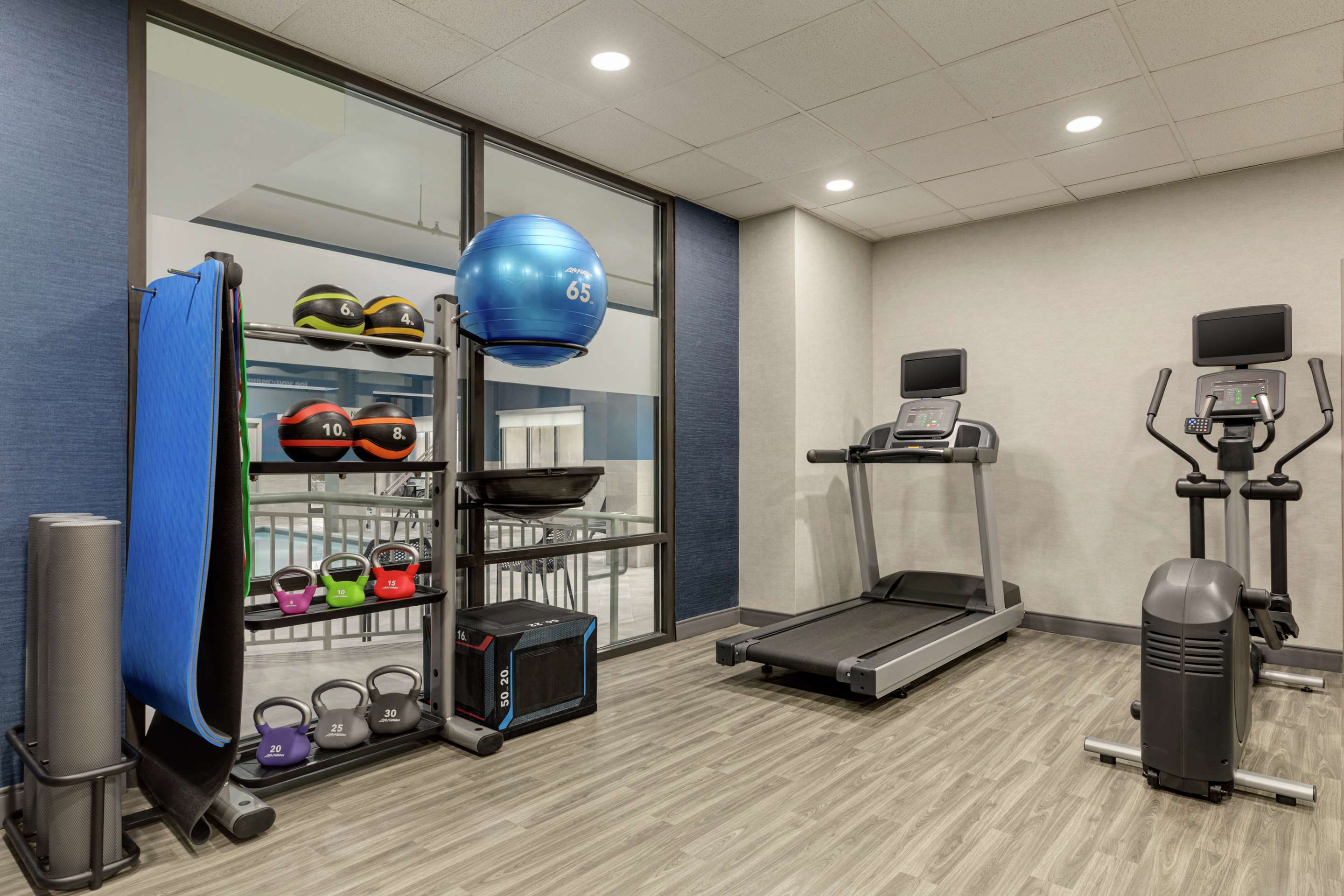 Health club fitness center gym | Hampton Inn Waynesboro/Stuarts Draft