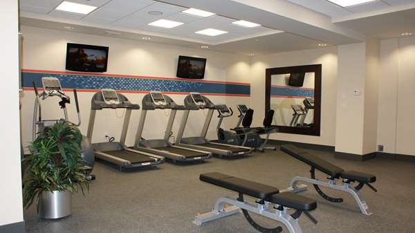Fitness/ Exercise Room - Hampton Inn Fort Saskatchewan