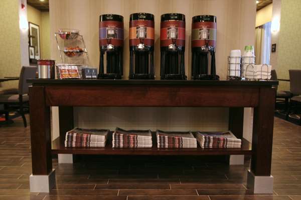 Restaurant - Hampton Inn Fort Saskatchewan