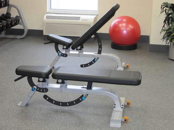 Fitness/ Exercise Room - Hampton Inn Fort Saskatchewan