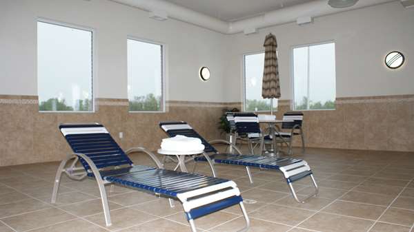 Pool - Hampton Inn Fort Saskatchewan