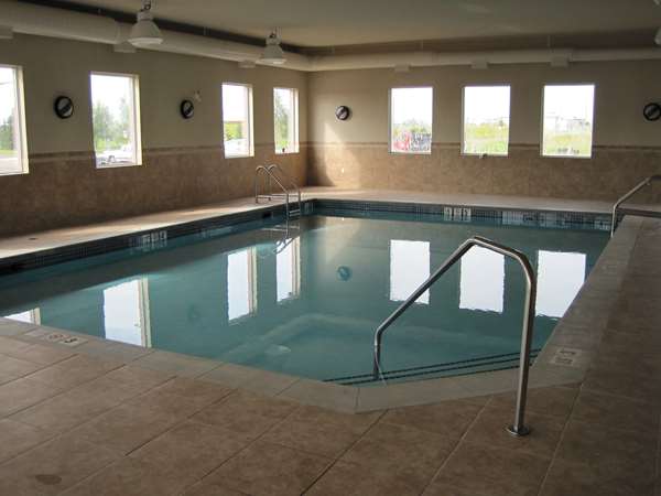Pool - Hampton Inn Fort Saskatchewan