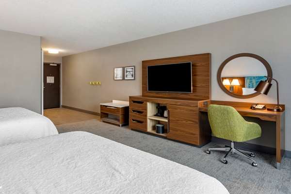  - Hampton Inn & Suites West Edmonton