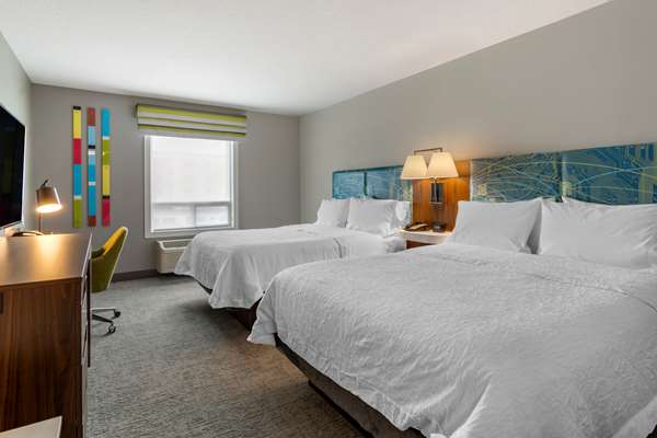  - Hampton Inn & Suites West Edmonton