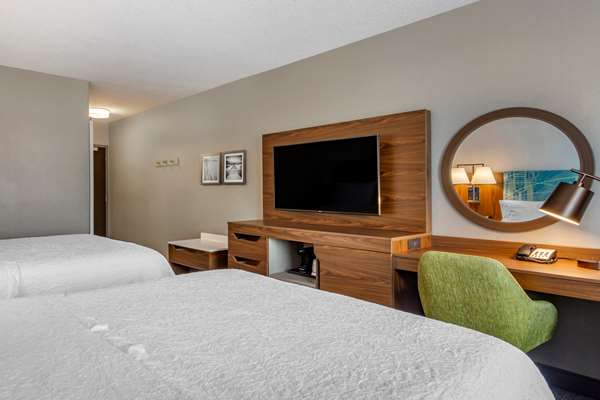  - Hampton Inn & Suites West Edmonton