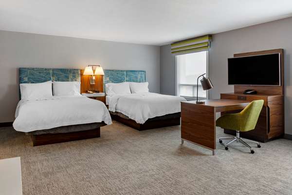  - Hampton Inn & Suites West Edmonton