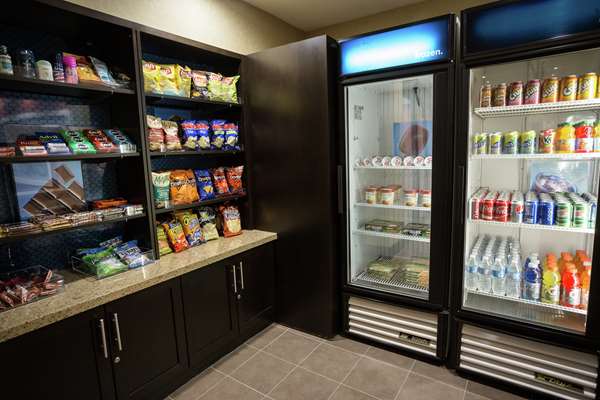 Restaurant - Hampton Inn Elliot Lake