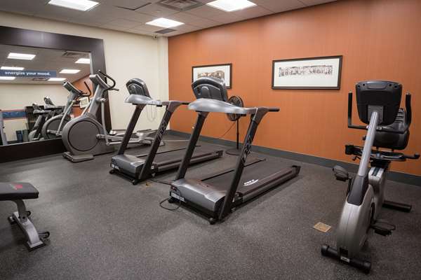 Fitness/ Exercise Room - Hampton Inn Elliot Lake