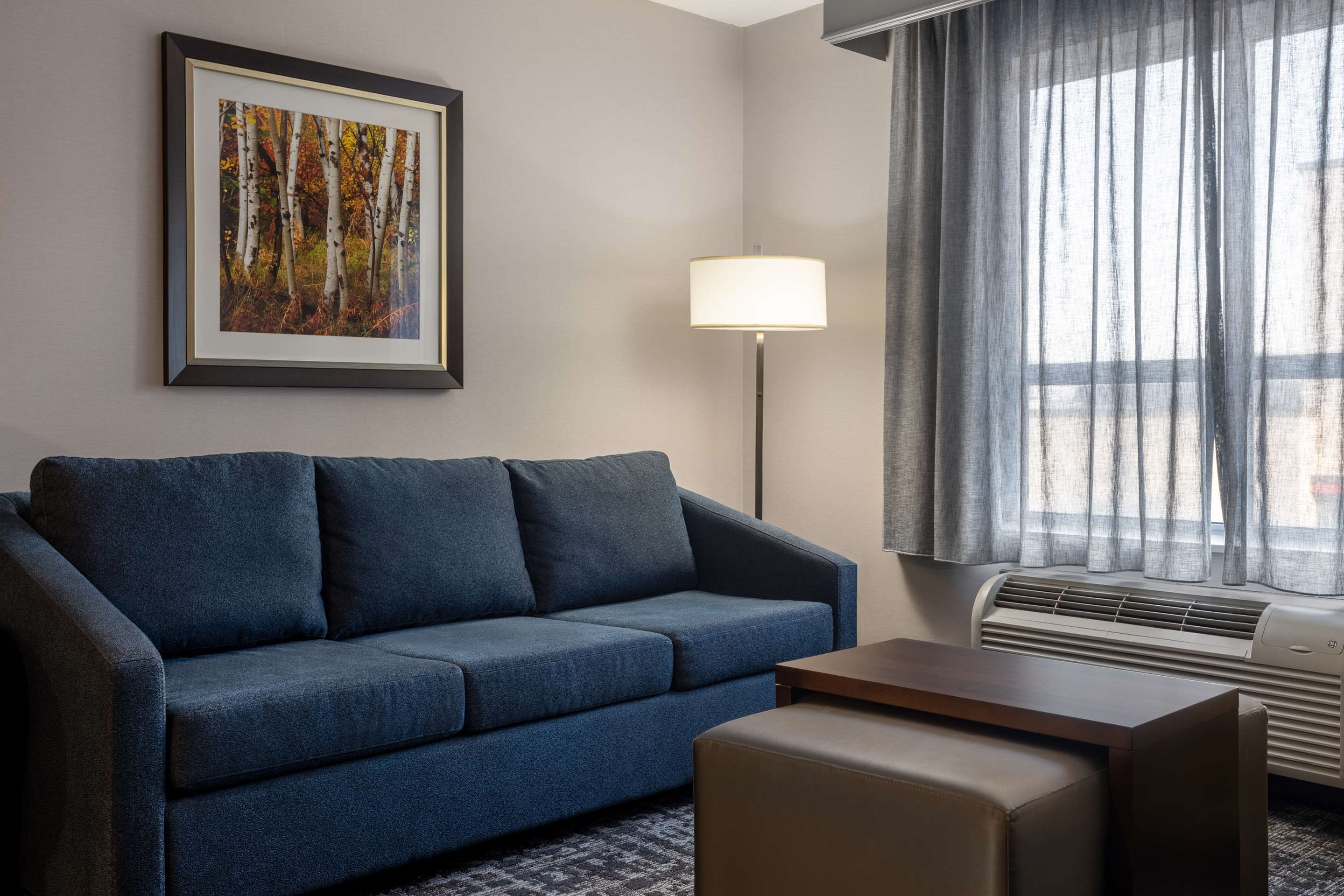 Guest room