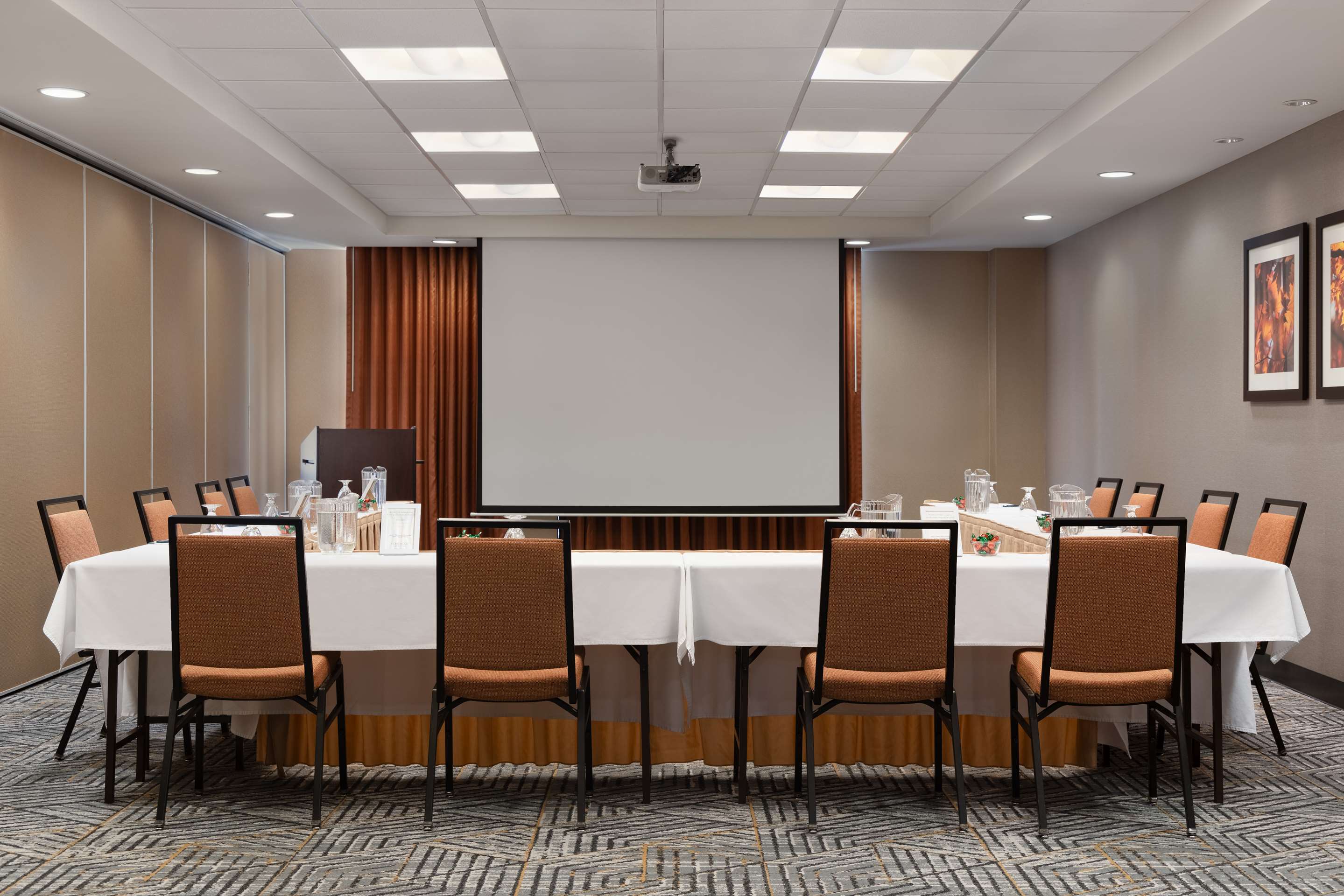 Meeting Room | Homewood Suites by Hilton Waterloo/St. Jacobs, Ontario, Canada