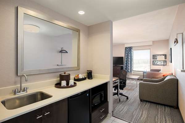  - Hampton Inn & Suites Dartmouth