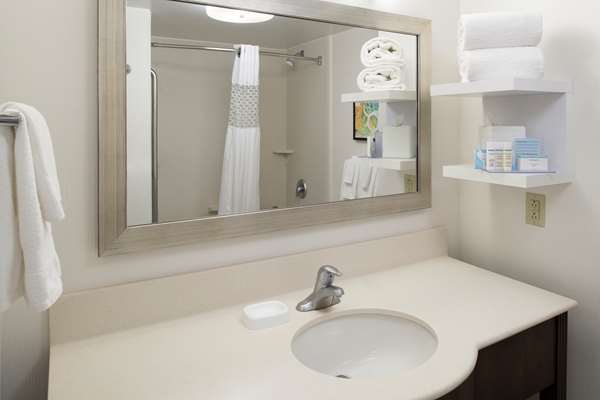  - Hampton Inn & Suites Dartmouth