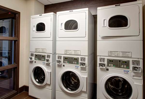  - Hampton Inn & Suites Dartmouth