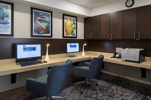 Conference Area - Hampton Inn & Suites Dartmouth