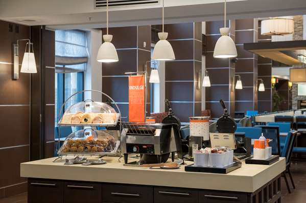 Amenities - Hampton Inn & Suites Dartmouth